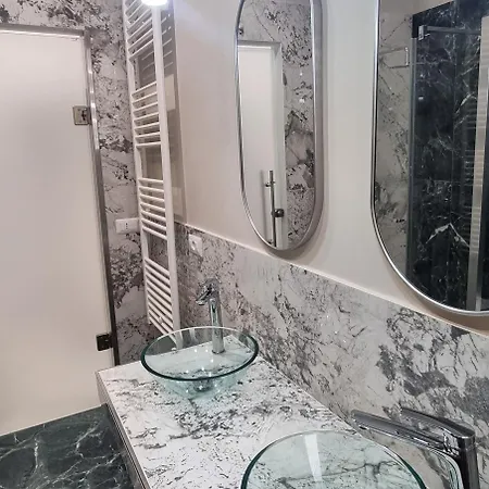 Apartment Lovely House - Salerno